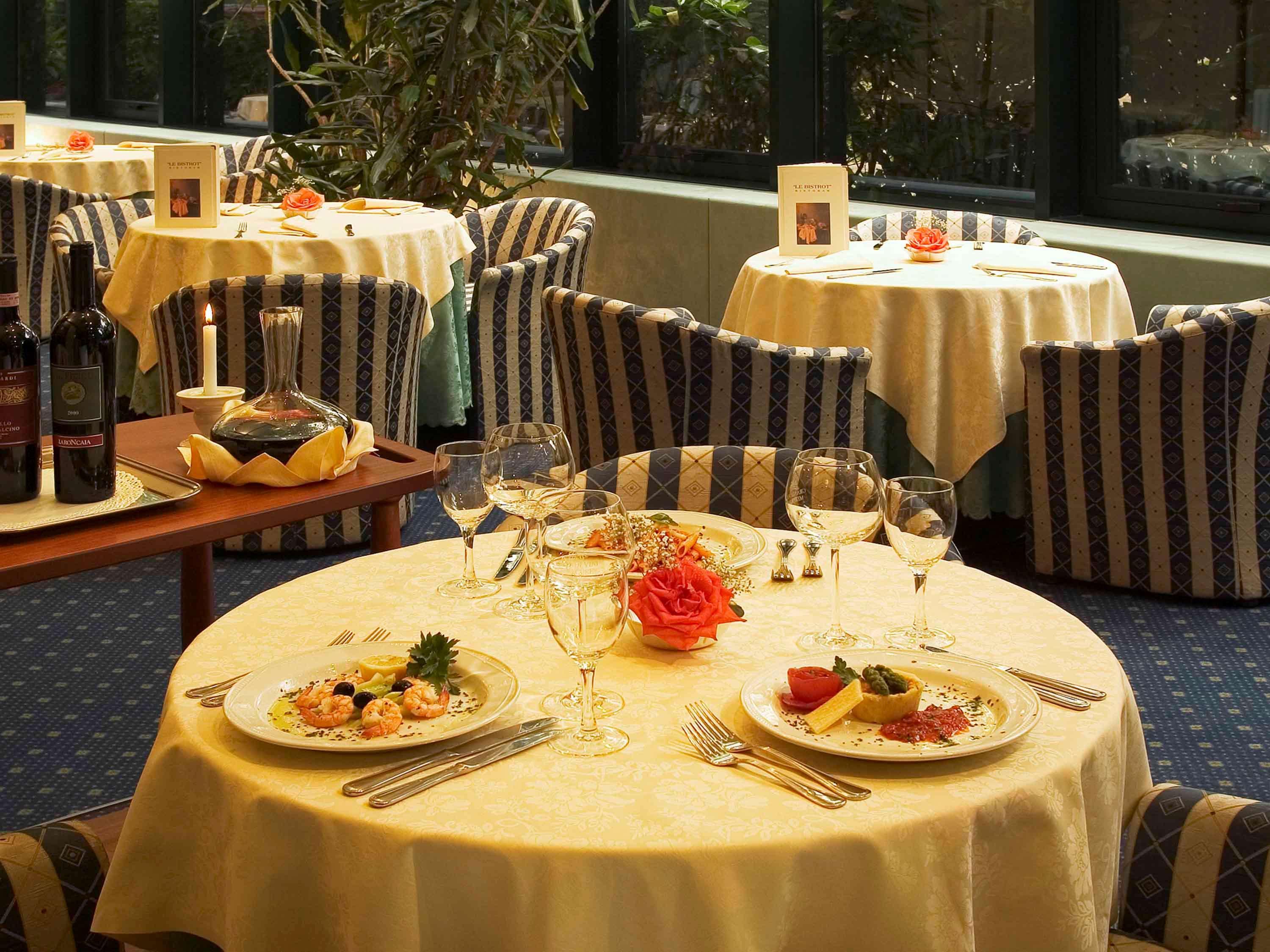 Mercure Reggio Emilia Centro Astoria Bagian luar foto