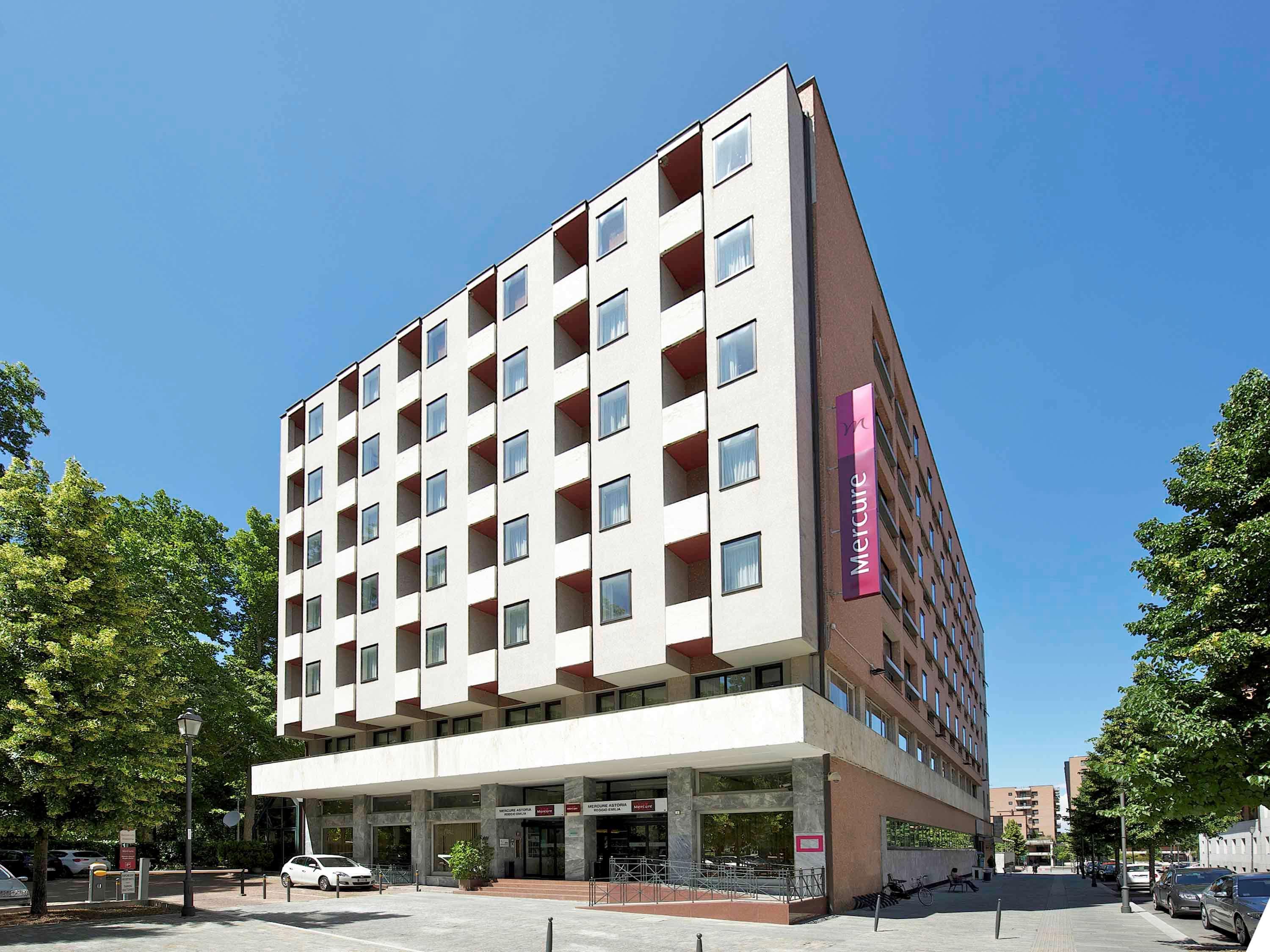 Mercure Reggio Emilia Centro Astoria Bagian luar foto