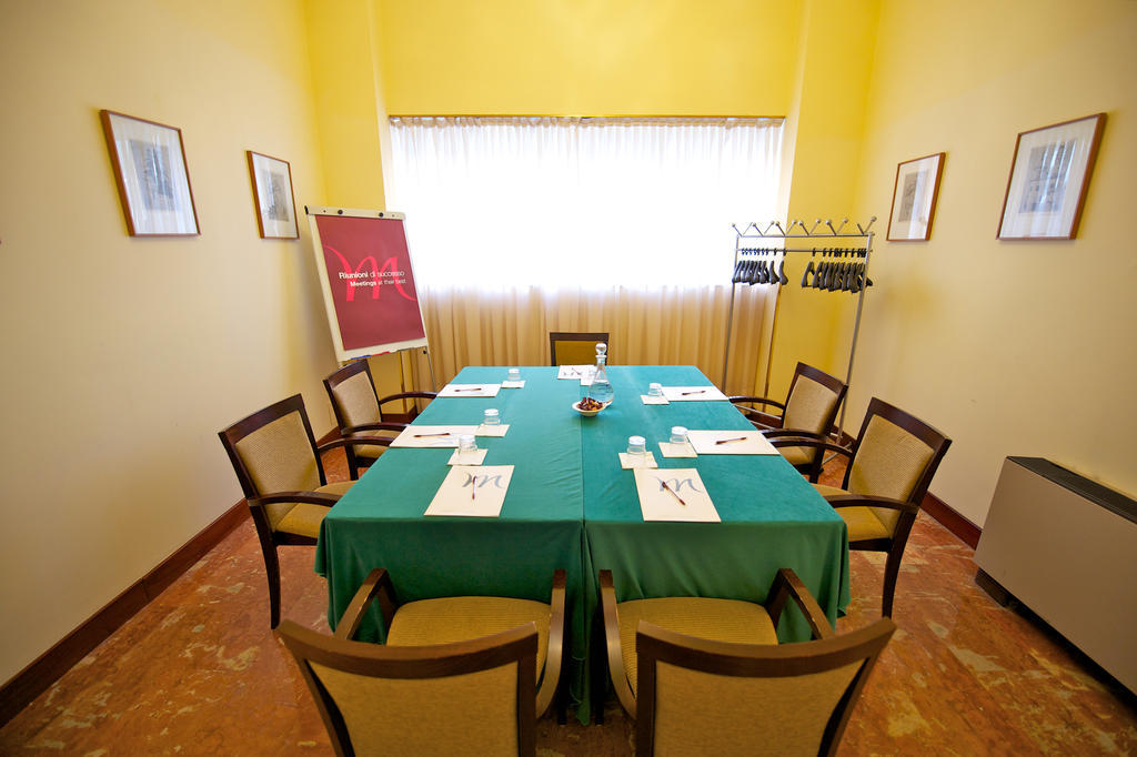 Mercure Reggio Emilia Centro Astoria Bagian luar foto